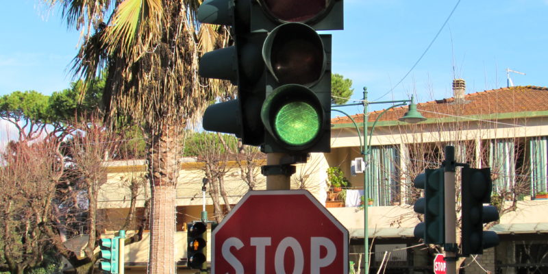 green light stop sign